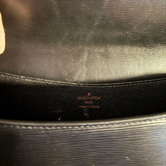 LOUIS VUITTON Epi Grenelle Shoulder Bag Black - Picture 4 of 16